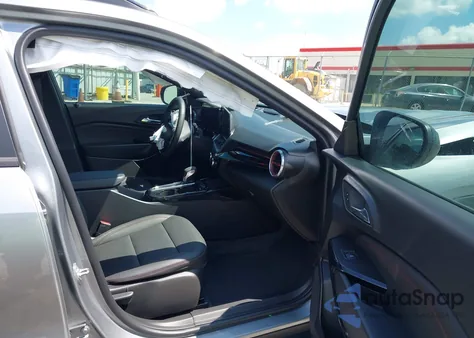 2025 Chevrolet Trax Fwd 2Rs из США, поврежденный, VIN KL77LJEP0SC107436